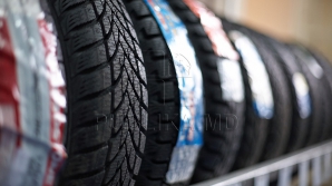 Pleci cu maşina într-o vacanţă în Europa? Ţările în care eşti obligat să ai anvelope de iarnă