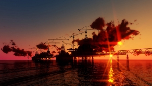 Date sumbre! 29 de persoane dispărute în urma incendiului pe platforma petrolieră din Marea Caspică