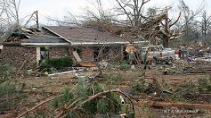 Dezastru apocaliptic. Ce a rămas din ORAŞELE LOVITE DE TORNADE în sudul SUA (GALERIE FOTO) 