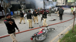 Trei sinucigaşi s-au aruncat în aer în Ciad. Mai mulţi oameni au murit 