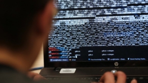 Arestat în Israel, un hacker rus aşteaptă să fie extrădat în Statele Unite  