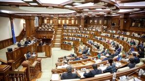 REGRETELE politicienilor la sfârșit de sesiune parlamentară. Ce așteptări au de la anul care vine