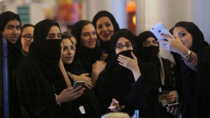 PROGRES ISTORIC! Câte femei au fost alese în consiliile din Arabia Saudită după alegeri