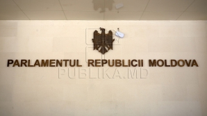 PROGRAMUL ultimei şedinţe a Parlamentului din acest an