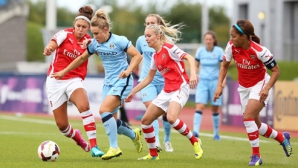 O ligă de fotbal feminin vrea să facă SENZAŢIE: Jucătoarele vor alerga în sutien şi chiloţi (FOTO/VIDEO)