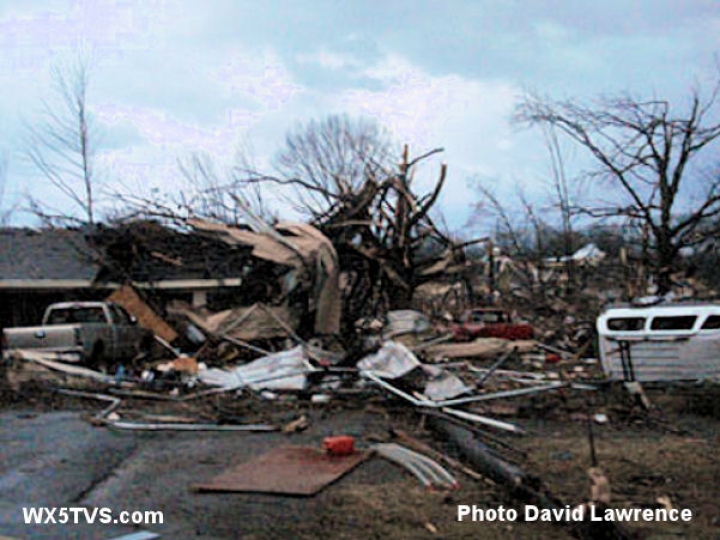 Dezastru apocaliptic. Ce a rămas din ORAŞELE LOVITE DE TORNADE în sudul SUA (GALERIE FOTO) 