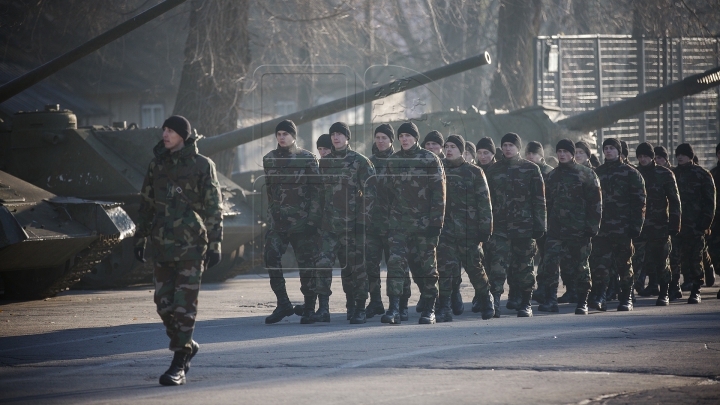 Pregătiri intense. FOTOREPORT din culisele celor care abia aşteaptă să devină adevăraţi soldaţi