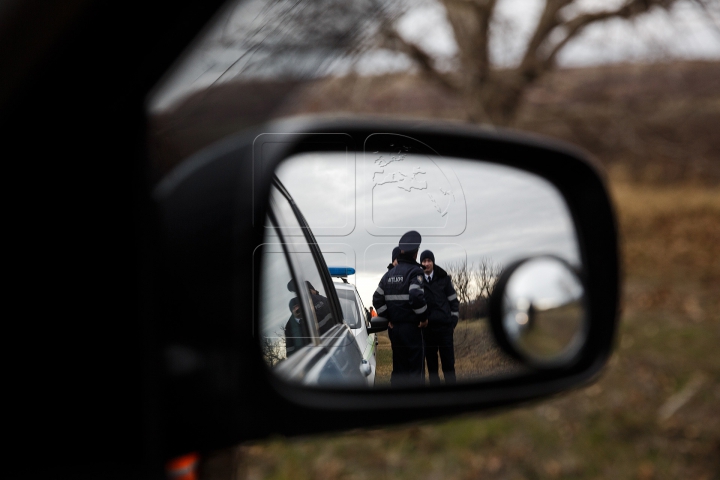 Operaţiunea "ESCORTA". Zeci de şoferi s-au ales cu amenzi pe traseul Chişinău-Bălţi (FOTOREPORT)