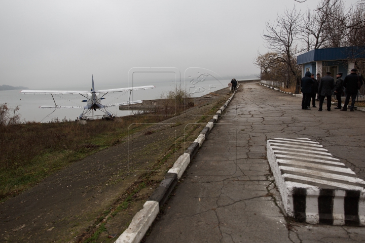 Premierul interimar: Lacul Ghidighici ar putea fi păzit de Armata Naţională (FOTO)