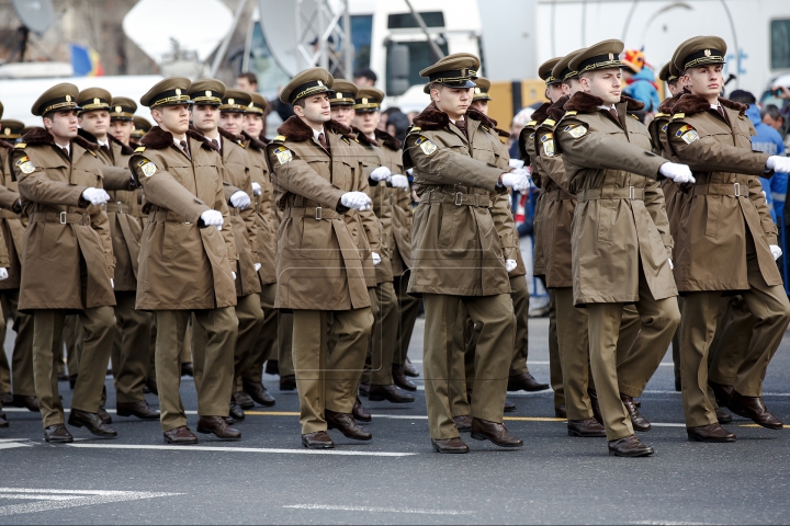 PARADĂ DE AMPLOARE! Militari din Republica Moldova şi alte ţări au defilat la Bucureşti (FOTOREPORT)