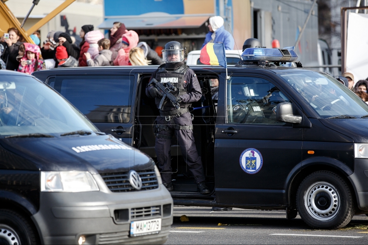 PARADĂ DE AMPLOARE! Militari din Republica Moldova şi alte ţări au defilat la Bucureşti (FOTOREPORT)