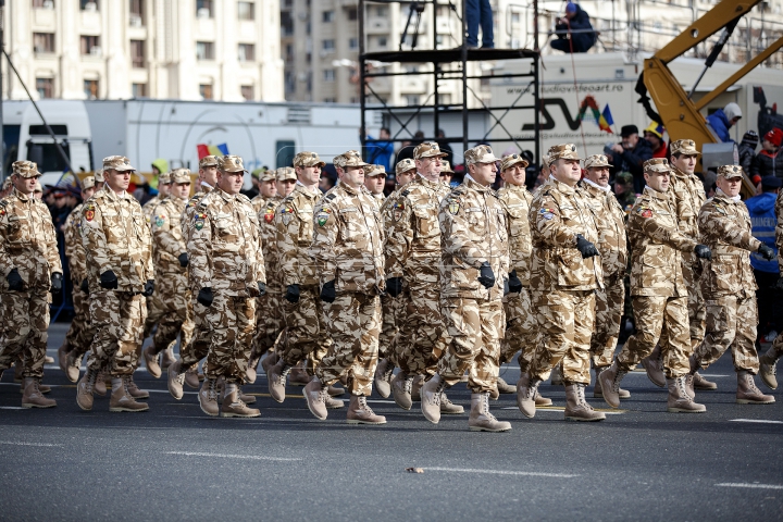 PARADĂ DE AMPLOARE! Militari din Republica Moldova şi alte ţări au defilat la Bucureşti (FOTOREPORT)