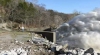 NO COMMENT: Imagini impresionante de la evacuarea surplusului de apă dintr-un lac (VIDEO)