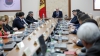 Guvernul a dat aviz pozitiv proiectului care prevede redenumirea în Constituţie a limbii din moldovenească în limba română