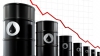 PREŢUL PETROLULUI, în cădere liberă. Rusia îşi va revizui bugetul în minus  