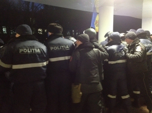 SUA, cu ochii pe EVENIMENTELE DE LA CHIŞINĂU: "Evitaţi violențele şi fiţi rezervaţi"