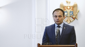 Ce a dorit să le propună speakerul Candu liderilor manifestanţilor care I-AU RESPINS INVITAŢIA LA DIALOG