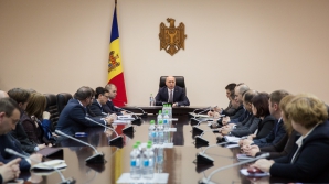 Platformă de comunicare între mediul de afaceri şi Guvern. Ce a discutat premierul cu agenţii economici