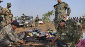 Poliţişti ucişi într-un atentat în India. Pe cine bănuiesc autorităţile de la New Delhi