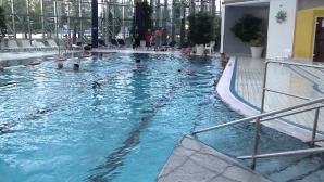 Măsuri radicale în Germania: Bărbații solicitanți de azil au INTERZIS la piscina publică