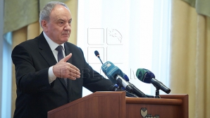 ASTĂZI la 17:00. Preşedintele ţării se întâlneşte cu fracţiunile care doresc să-şi asume guvernarea