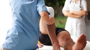 Cum ai putea salva viaţa unei persoane care suferă un accident vascular cerebral