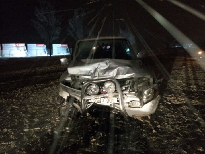 Nenorocire de Crăciun. Accident grav cu răniţi la intrarea în oraşul Ialoveni (FOTO/VIDEO)