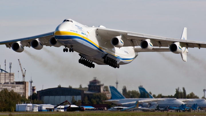 Unul dintre cei mai mari producători de avioane din lume a fost lichidat