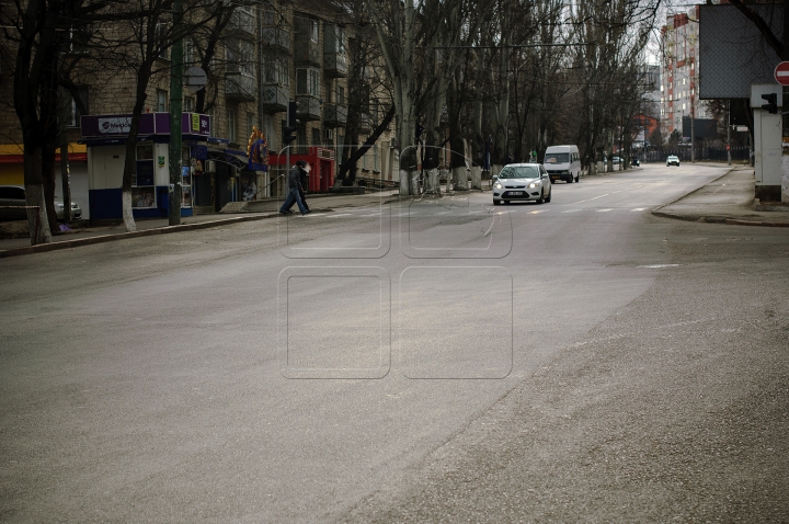 Mai rar vezi așa ceva! Cum arată străzile orașului în dimineața primei zile a anului 2016 (FOTO)