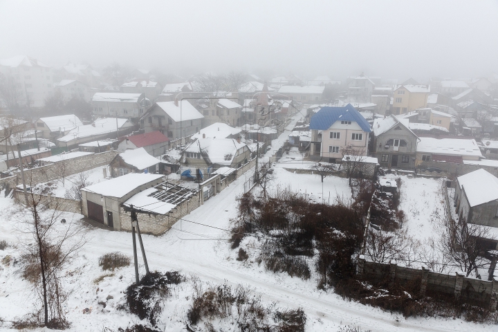 ATENȚIE, ŞOFERI! Meteorologii anunţă prelungirea Codului Galben de ceață. Cum trebuie să şofezi