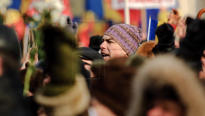 Un nou protest nelipsit de incidente. Totul despre evenimentul de astăzi organizat în Capitală (FOTO)