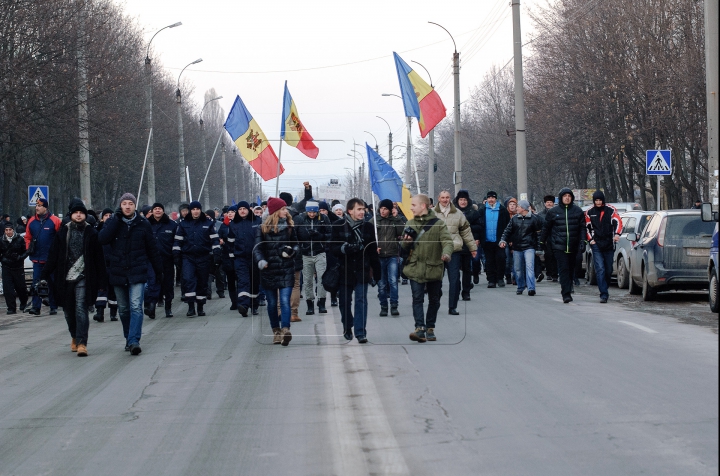 Un nou protest nelipsit de incidente. Totul despre evenimentul de astăzi organizat în Capitală (FOTO)