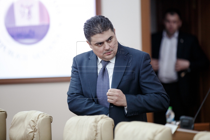 Prima şedinţă a Guvernului Filip: Prioritatea numărul unu este siguranţa cetăţenilor (FOTOREPORT)