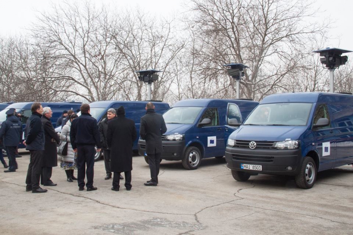 Hotarul va fi mai bine păzit! Poliţia de frontiera a primit nouă maşini noi (FOTO)