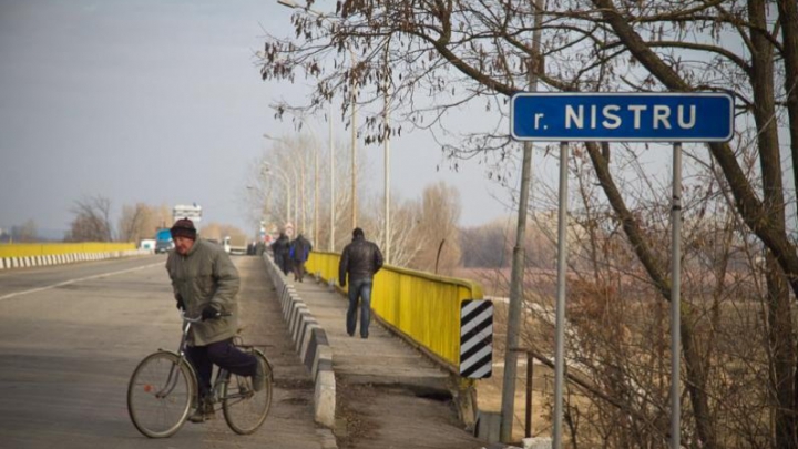 Autorităţile din Dubăsari, în ALERTĂ. O femeie s-a aruncat în gol de pe pod