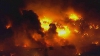 Incendiu de PROPORȚII la un depozit. Sute de pompieri se luptă cu flăcările (VIDEO)