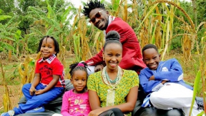 TESTUL ADN face minuni. Părinţii şi-au găsit copilul furat acum 19 ani