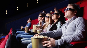 Incredibil, dar adevărat. Cum au reușit doi tineri să intre la cinematograf cu un singur bilet (VIDEO)