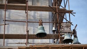 Au pus mână de la mână pentru a da viaţă lăcaşului. La mănăstirea din Cotihana, lucrările de reconstrucţie dunt în toi