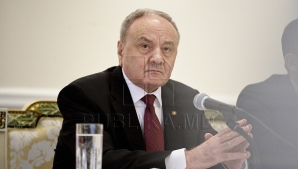 PROGRAMUL vizitei lui Nicolae Timofti la București. Şeful statului va înmâna distincţii