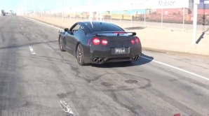 Goană ca în filme într-un oraş din California. Şoferul a fost încătuşat (VIDEO)