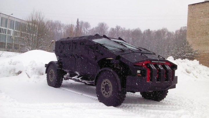 Batmobil și Viking, spaima infractorilor ruși! FSB a lansat două noi vehicule blindate (VIDEO)