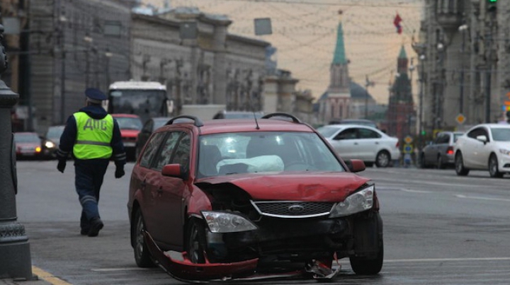 Momentul inedit din traficul din Rusia care i-a lăsat mască pe șoferi (VIDEO)