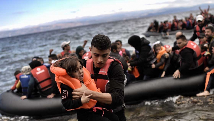 UE ar putea aloca pentru criza imigraţiei fonduri structurale destinate statelor est-europene