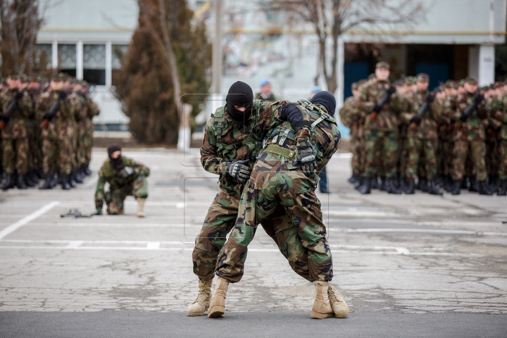 Emoții! Circa 340 de tineri încorporați în Armata Națională au jurat credință Patriei (FOTOREPORT)