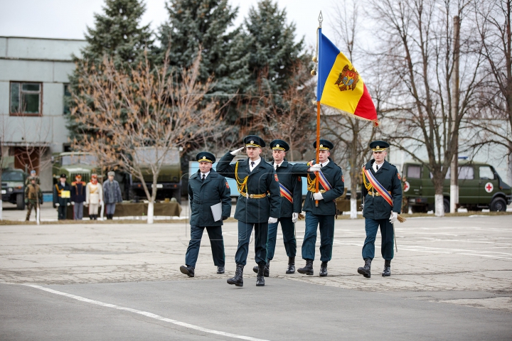 Emoții! Circa 340 de tineri încorporați în Armata Națională au jurat credință Patriei (FOTOREPORT)