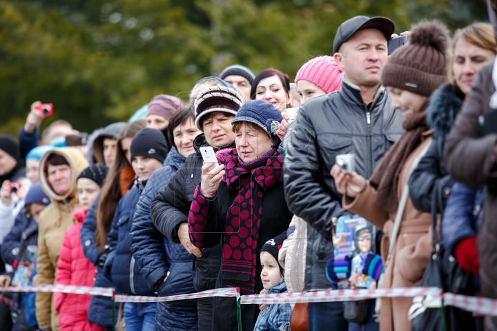 Emoții! Circa 340 de tineri încorporați în Armata Națională au jurat credință Patriei (FOTOREPORT)