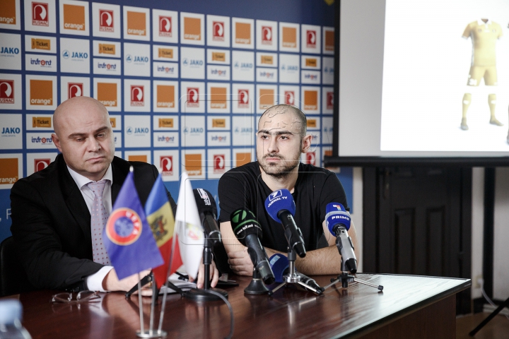 Noul design al echipamentului de joc al naţionalei de fotbal, prezentat oficial (FOTOREPORT)