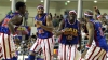 Echipa Harlem Globetrotters nu stă fără treaba în pauzele dintre demonstraţii