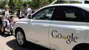 PRIMUL ACCIDENT provocat de o mașină fără șofer. VIDEO DIN TIMPUL IMPACTULUI